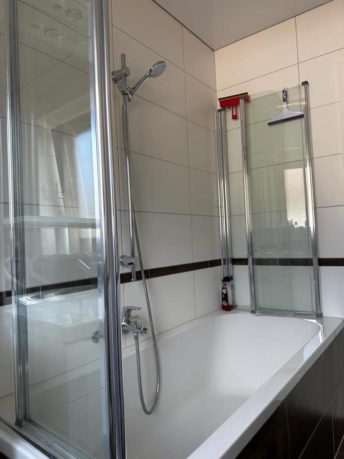Lichtdurchflutete 90 M2 Drei Duplexwohnung In Altperlach Apartment